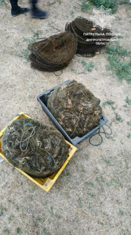 Браконьеры с уловом раков на 118,5 тыс. грн пытались сбежать от полиции
