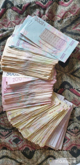 В Днепре пара продавала психотропы из РФ под видом таблеток для похудения В Днепре пара продавала психотропы из РФ под видом таблеток для похудения