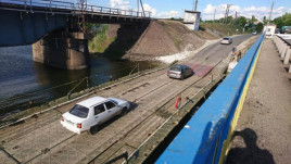 Движение понтонным мостом в Никопольском районе приостановили до пятницы Движение понтонным мостом в Никопольском районе приостановили до пятницы