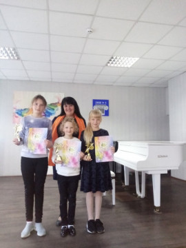 Ученики художественных школ Каменского успешно выступили на конкурсе «Музыкальный калейдоскоп»