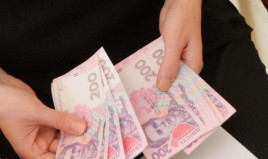 Карантинная помощь: Кабмин выплатит безработным украинцам 1,3 млрд гривен Карантинная помощь: Кабмин выплатит безработным украинцам 1,3 млрд гривен