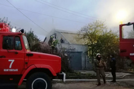 В Каменском горел двухэтажный дом