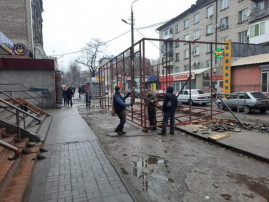 Яскравий приклад того, як знищується місто Кам'янське (Фото факт)