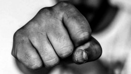 В Каменском пациент в больнице побил медсестру В Каменском пациент в больнице побил медсестру