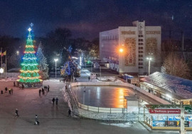 Внимание! Открытие катка в Каменском переносится Внимание! Открытие катка в Каменском переносится