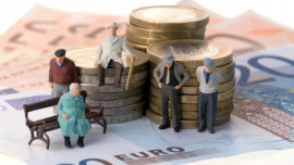 Пенсионный возраст для части украинцев повышается с 1 апреля: кого это коснется Пенсионный возраст для части украинцев повышается с 1 апреля: кого это коснется