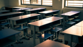 В Каменском учительница нашла "мертвые души" в списках учеников