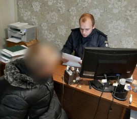 В Новомосковске дети украли пожертвования из храма В Новомосковске дети украли пожертвования из храма