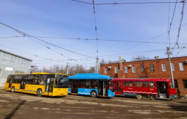В Днепре забрендировали весь общественный транспорт в одном стиле В Днепре забрендировали весь общественный транспорт в одном стиле