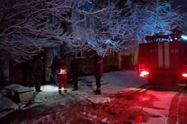 В Новомосковском районе горела квартира, погибла пожилая женщина В Новомосковском районе горела квартира, погибла пожилая женщина
