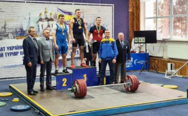 Штангист из Каменского стал бронзовым призером чемпионата Украины Штангист из Каменского стал бронзовым призером чемпионата Украины