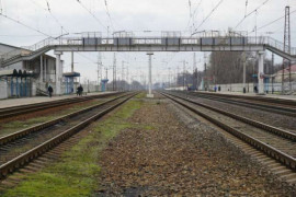На Днепропетровщине женщина попала под поезд и потеряла обе ноги На Днепропетровщине женщина попала под поезд и потеряла обе ноги