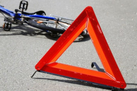В Каменском на дороге дважды переехали велосипедиста: мужчина умер на месте В Каменском на дороге дважды переехали велосипедиста: мужчина умер на месте