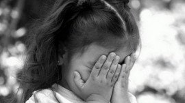 Подросток изнасиловал 2-летнюю девочку Подросток изнасиловал 2-летнюю девочку