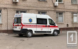 Убегал из дома и сломал обе ноги: в Кривом Роге после прыжка со второго этажа травмировался подросток Убегал из дома и сломал обе ноги: в Кривом Роге после прыжка со второго этажа травмировался подросток