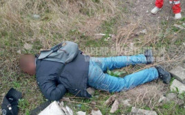 В Днепре на улице нашли труп мужчины В Днепре на улице нашли труп мужчины