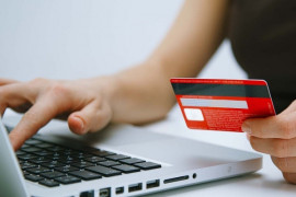 В Днепропетровской области женщина продала несуществующую одежду В Днепропетровской области женщина продала несуществующую одежду