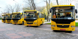 В регионы Днепропетровщины отправились школьные автобусы украинского производства