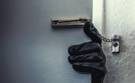 На Днепропетровщине мать с сыном занимались кражами На Днепропетровщине мать с сыном занимались кражами