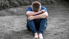 В Днепре мужчина споил и пытался изнасиловать 13-летнего мальчика В Днепре мужчина споил и пытался изнасиловать 13-летнего мальчика