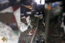 м. Кам’янське: під час ліквідації пожежі вогнеборці врятували дитину м. Кам’янське: під час ліквідації пожежі вогнеборці врятували дитину