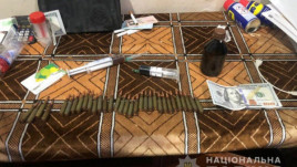 Полиция нашла у жителя Каменского наркотики на 20 тысяч гривен и боеприпасы