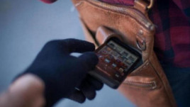 В Каменском задержали серийного вора мобильных телефонов