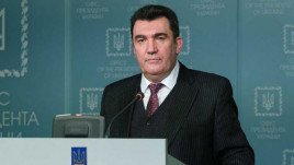 РНБО наклала санкції на творців фейкового "сайту президента України" з Росії РНБО наклала санкції на творців фейкового "сайту президента України" з Росії