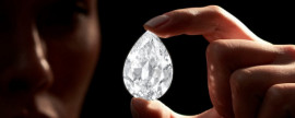 На аукціоні в Гонконзі вперше продали діамант за криптовалюту