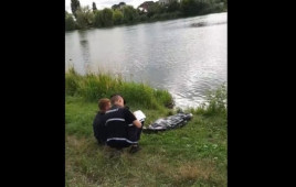 В озере Радунка Днепровского района утонула беременная девушка В озере Радунка Днепровского района утонула беременная девушка