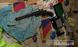 В Днепре задержали вооруженную группу серийных воров В Днепре задержали вооруженную группу серийных воров
