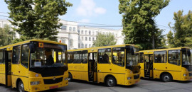 Школьный автопарк Днепропетровщины пополнился новыми автобусами