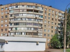 Вчера силовики принудительно открыли дверь и обыскали квартиру 87-летней тещи Константина Павлова Вчера силовики принудительно открыли дверь и обыскали квартиру 87-летней тещи Константина Павлова