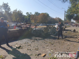 В Днепре на проспекте Богдана Хмельницкого взорвался автомобиль: подробности
