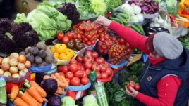 Отечественная редиска и импортный лук: какими будут цены на овощи на Пасху