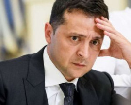 "Тепер говорю — я". Зеленський посварився з депутатами щодо відставки Разумкова "Тепер говорю — я". Зеленський посварився з депутатами щодо відставки Разумкова