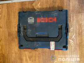За скоєння серії квартирних крадіжок у місті Нікополь поліцейські викрили чоловіка та жінку За скоєння серії квартирних крадіжок у місті Нікополь поліцейські викрили чоловіка та жінку