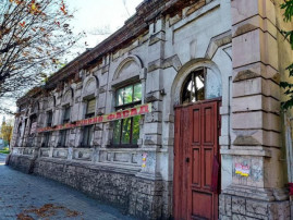 Жовтень на Гімназичному проспекті Жовтень на Гімназичному проспекті