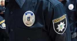 В Каменском мужчина ворвался в магазин и украл деньги из кассы: подозреваемого задержали В Каменском мужчина ворвался в магазин и украл деньги из кассы: подозреваемого задержали