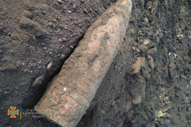 В Каменском районе мужчина нашел в огороде артиллерийский снаряд В Каменском районе мужчина нашел в огороде артиллерийский снаряд