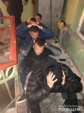 Занимались разбоем и похищением людей: в Днепре задержали преступную группировку Занимались разбоем и похищением людей: в Днепре задержали преступную группировку