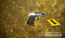 На Днепропетровщине мужчина поссорился с друзьями и расстрелял их