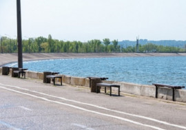 Фонтан с водным экраном и солнечные часы: на левобережье Каменского реконструируют зону отдыха за 212 млн.гр.