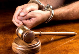 Избил и вымыл тело, чтобы скрыть улики: в Днепре на 8 лет осудили сына за убийство матери Избил и вымыл тело, чтобы скрыть улики: в Днепре на 8 лет осудили сына за убийство матери