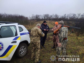 На Дніпропетровщині поліцейські контролюють дотримання мисливцями правил полювання