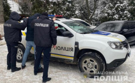Полиция задержала мужчину, который "заминировал" поезд из Днепра Полиция задержала мужчину, который "заминировал" поезд из Днепра