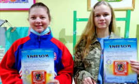 Юные художницы из Каменского заняли призовые места на всеукраинском конкурсе