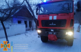 В Каменском тушили пожар в заброшенном здании В Каменском тушили пожар в заброшенном здании