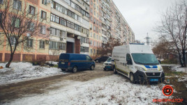 В Днепре на Красном Камне женщина выпала с окна седьмого этажа