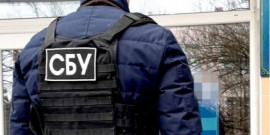 В Днепропетровской области предприниматель пытался «купить» сотрудника СБУ за 500 тысяч долларов В Днепропетровской области предприниматель пытался «купить» сотрудника СБУ за 500 тысяч долларов
